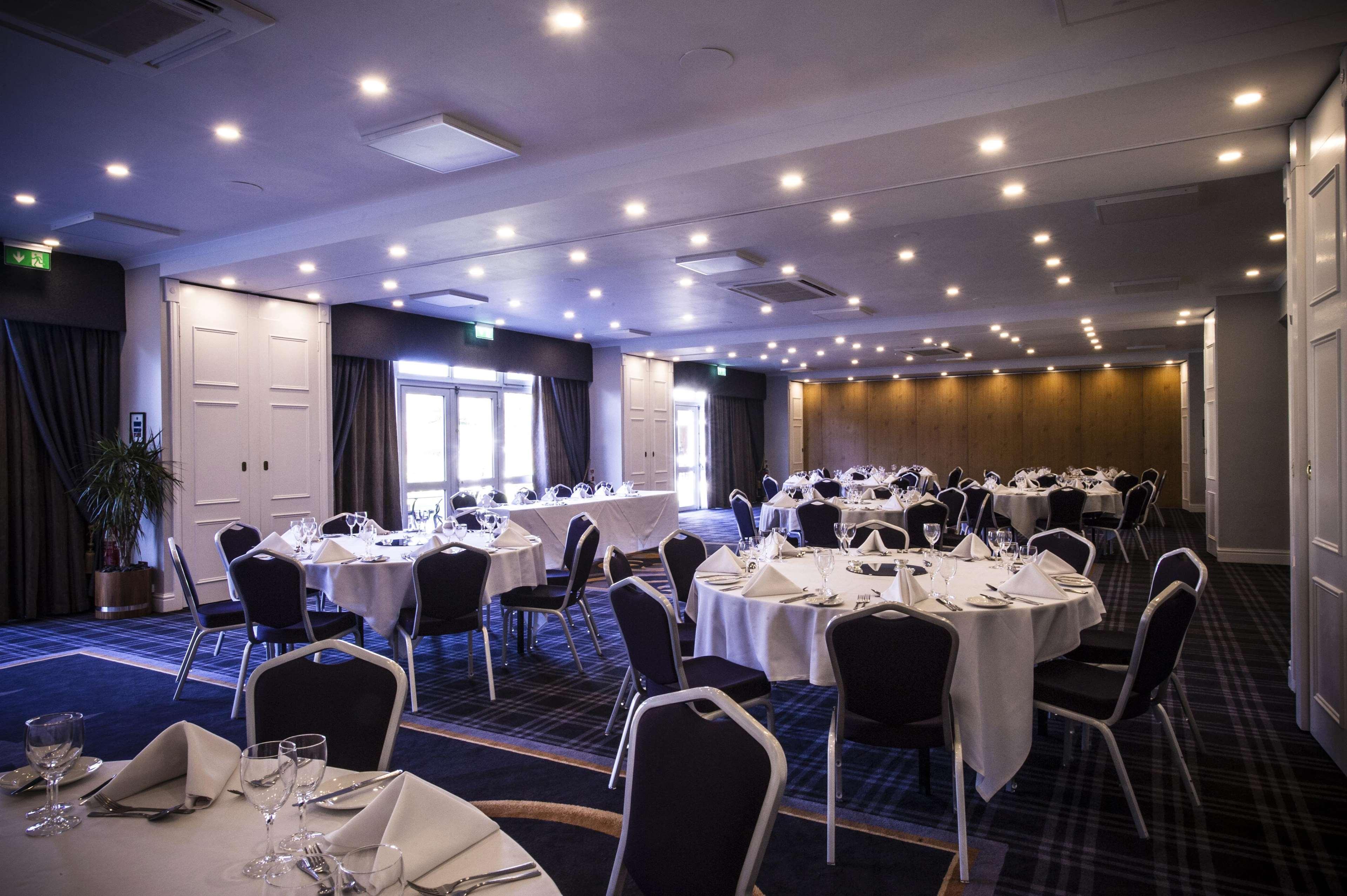 Doubletree By Hilton Cheltenham-Cotswolds Exterior foto